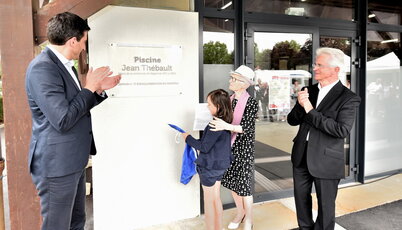 Une plaque a été dévoilée par le président de l'Agglomération, Jérôme Baloge, et le maire de Magné, Gérard Laborderie ©Bruno Derbord