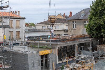  - Agrandir l'image 105 sur [158], fenêtre modale