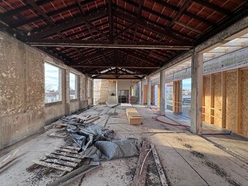L'ancien bâtiment scolaire. - Agrandir l'image 50 sur [158], fenêtre modale