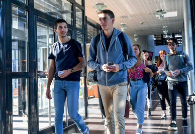 Rentrée universitaire au Pôle Universitaire Niortais et à l'ICSSA