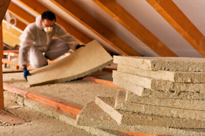 Travaux d'isolation©Arpad Nagy-Bagoly-AdobeStock.jpg Travaux d'isolation©Arpad Nagy-Bagoly-AdobeStock.jpg