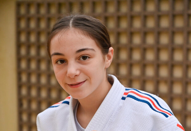 Alice Lopez Judokate porteuse de la flamme Olympique Alice Lopez Judokate porteuse de la flamme Olympique