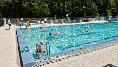 Piscine de Magne apres le deconfinement Piscine de Magne après le déconfinement