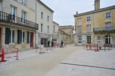 Rue du Palais - Agrandir l'image 21 sur [117], fenêtre modale