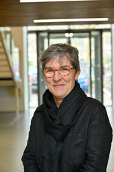 Emmanuelle RICHARD, chargée de scolarité